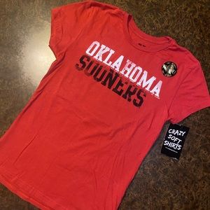 OU Sooners v-neck t-shirt - size XXL